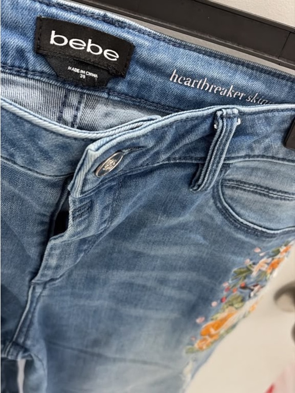 bebe Medium Blue Straight-Leg Jeans with Floral Embroidery - Picture 4 of 4